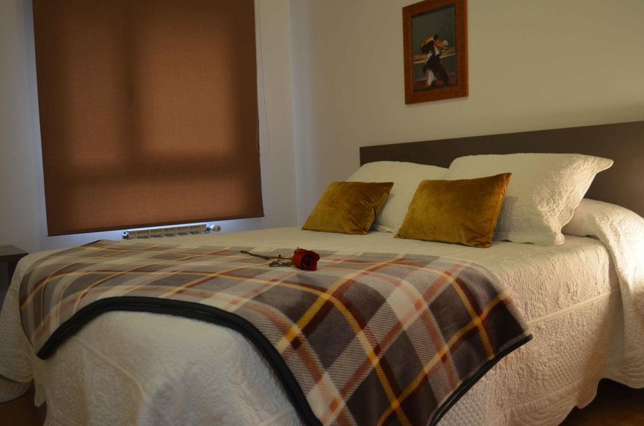 Apartamentos Antares 1 ミヤドイロ エクステリア 写真