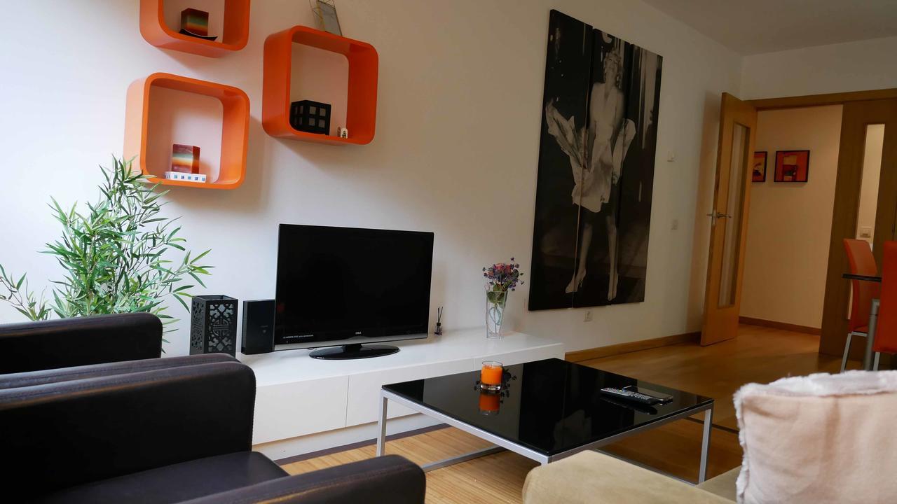 Apartamentos Antares 1 ミヤドイロ エクステリア 写真